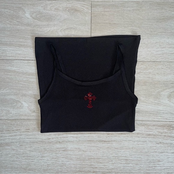 Red rhinestone gothic cross tank top in black. NWOT - Picture 6 of 6